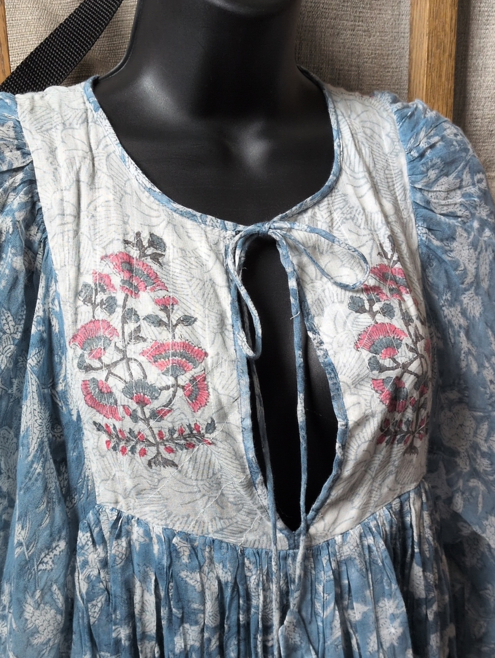✨Jaya Mini Dress in Juniper by the slow-fashion brand Daughters of India size XS - Picture 4 of 9